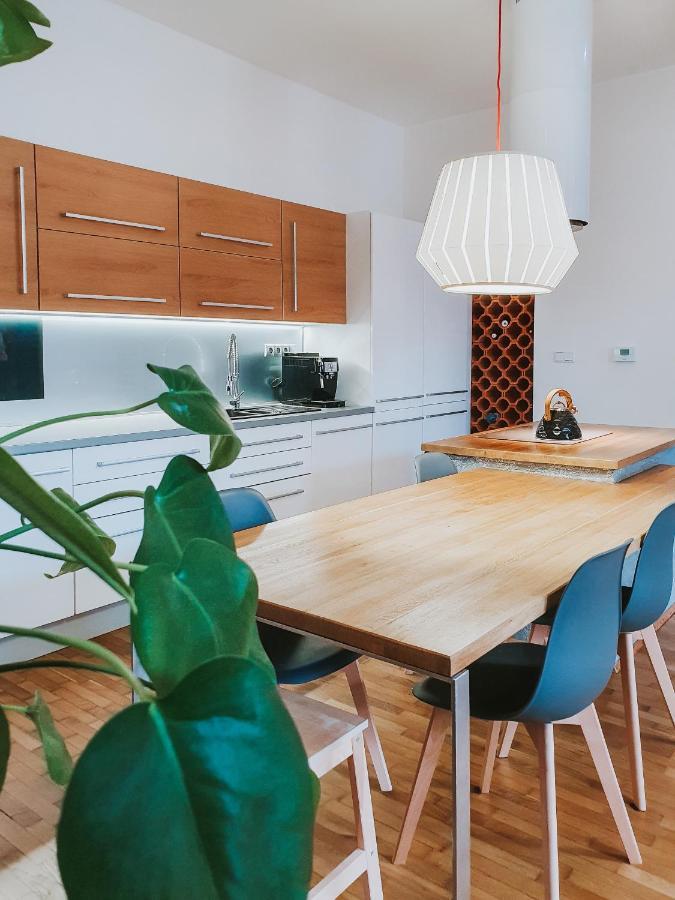 Priestranny Apartman V Centre Košice Εξωτερικό φωτογραφία